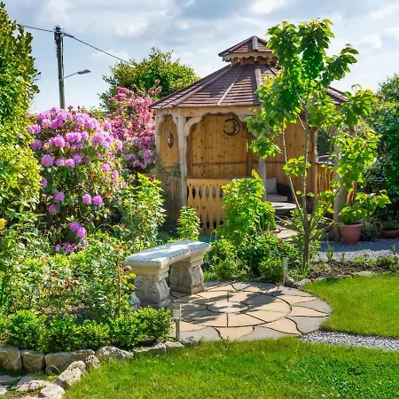 Rockleigh Place * St Austell